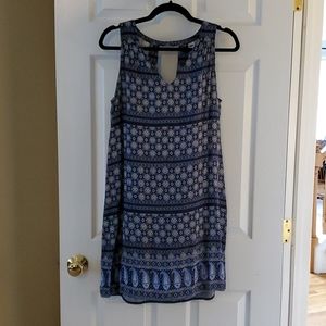 Old Navy patterned navy and white dress
